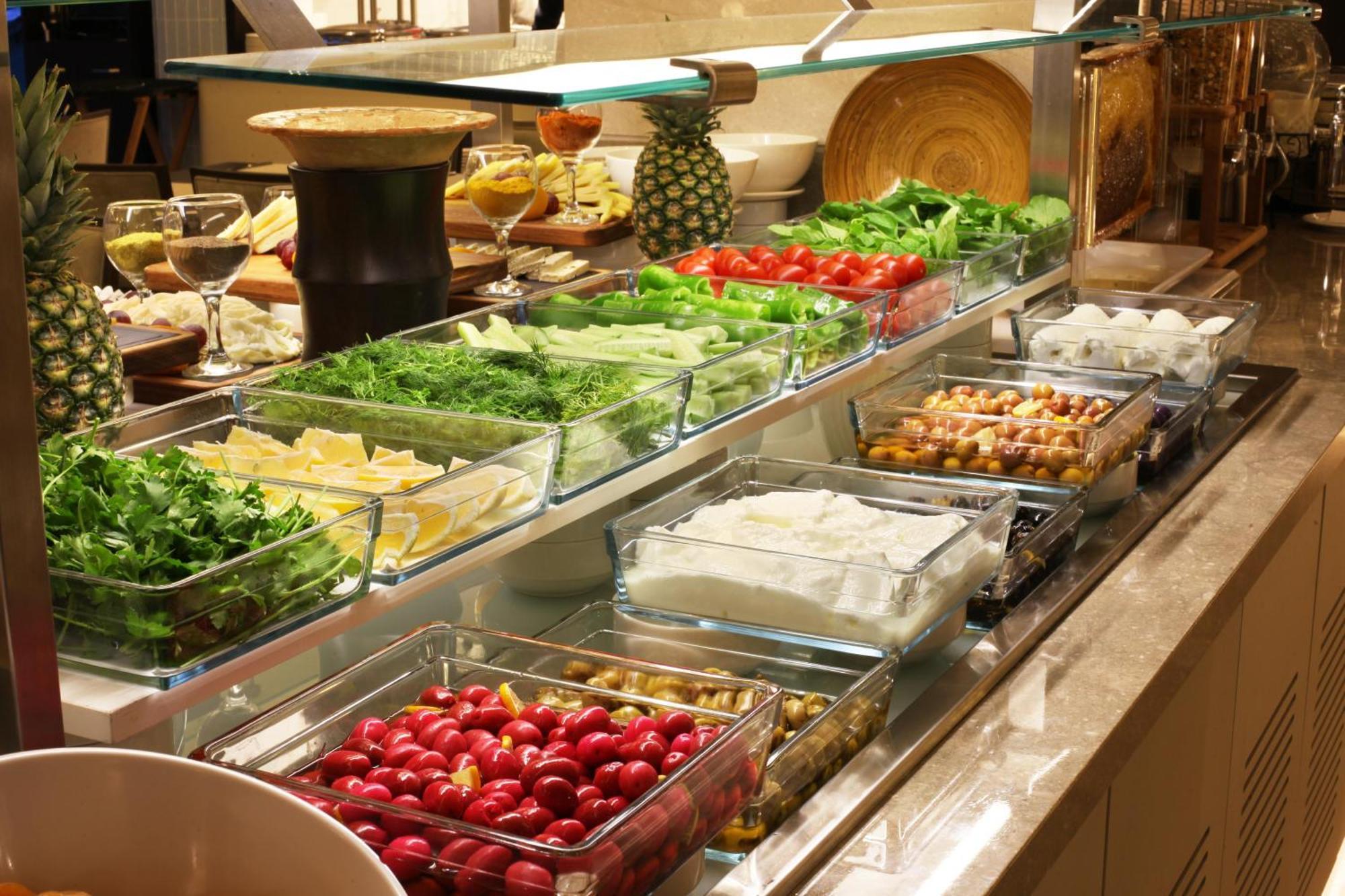 فنادق بنتلي باي مولتون - سبيشال كلاس اسطنبول المظهر الخارجي الصورة A salad bar